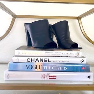 Vince Alora Black Mule size 10